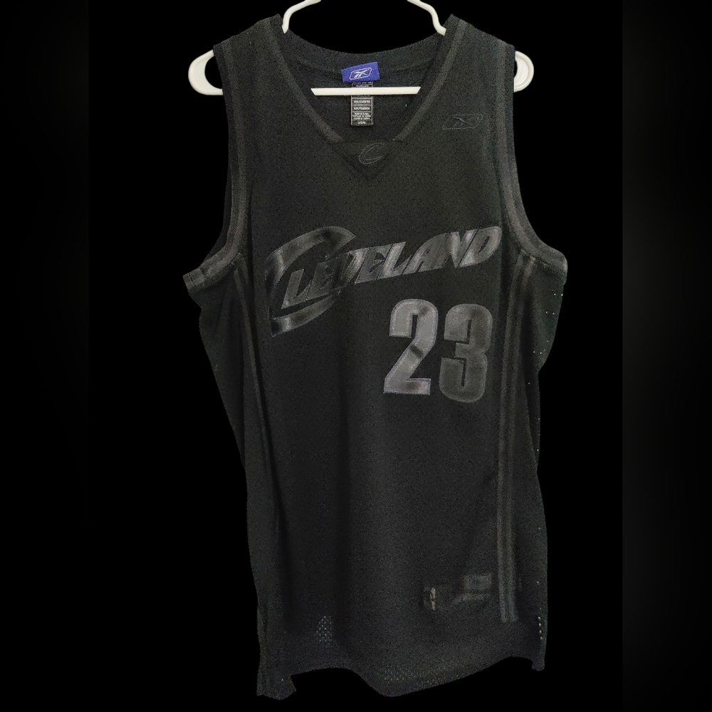 Reebok Lebron James #23 All Black Cleveland Cavaliers Jersey Size Large